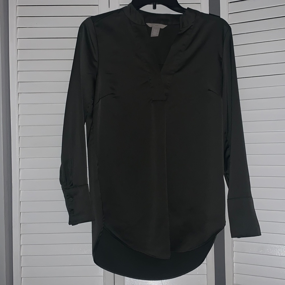 Long sleeve dark/olive green satin shirt